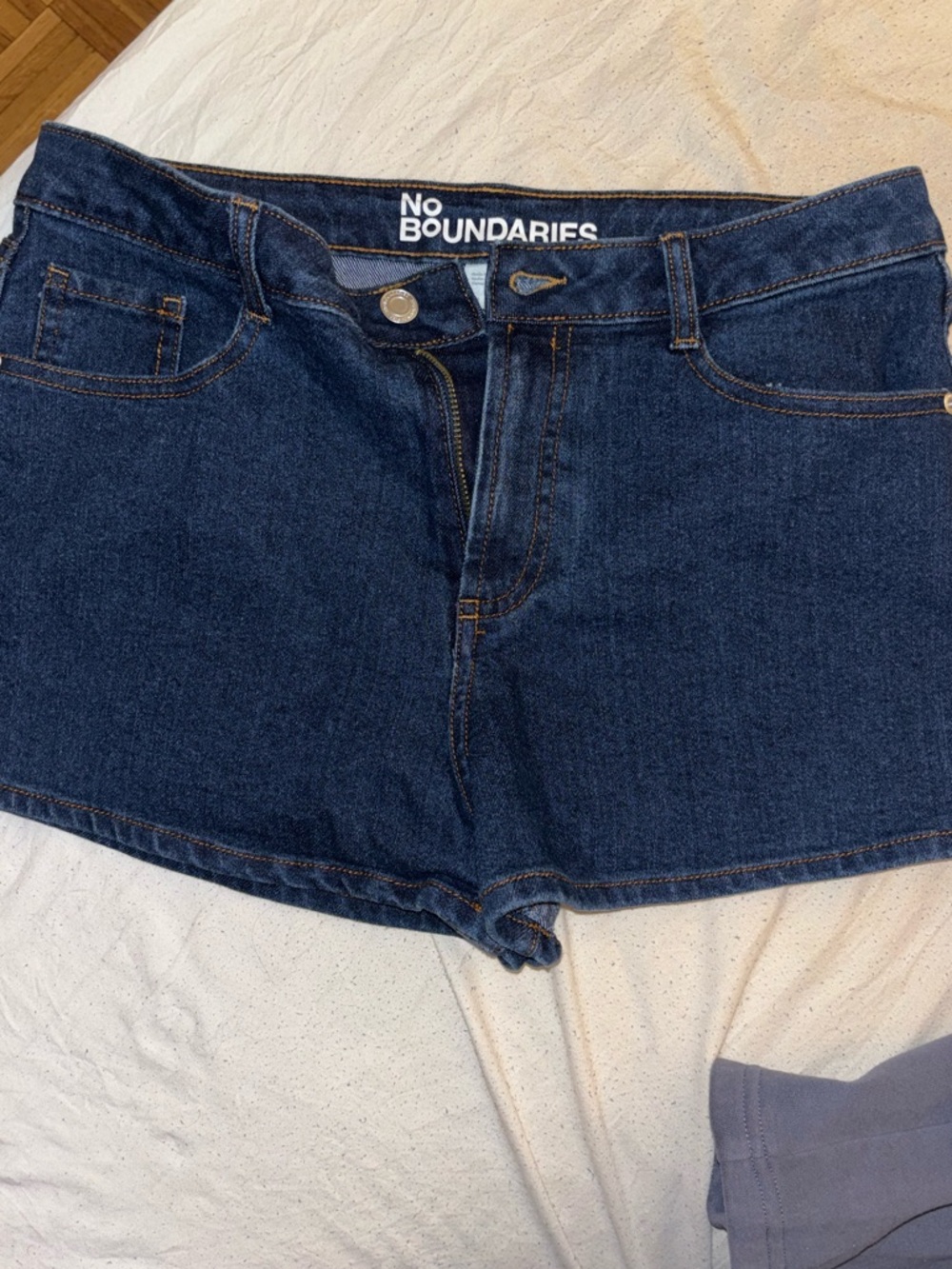 no boundaries shorts